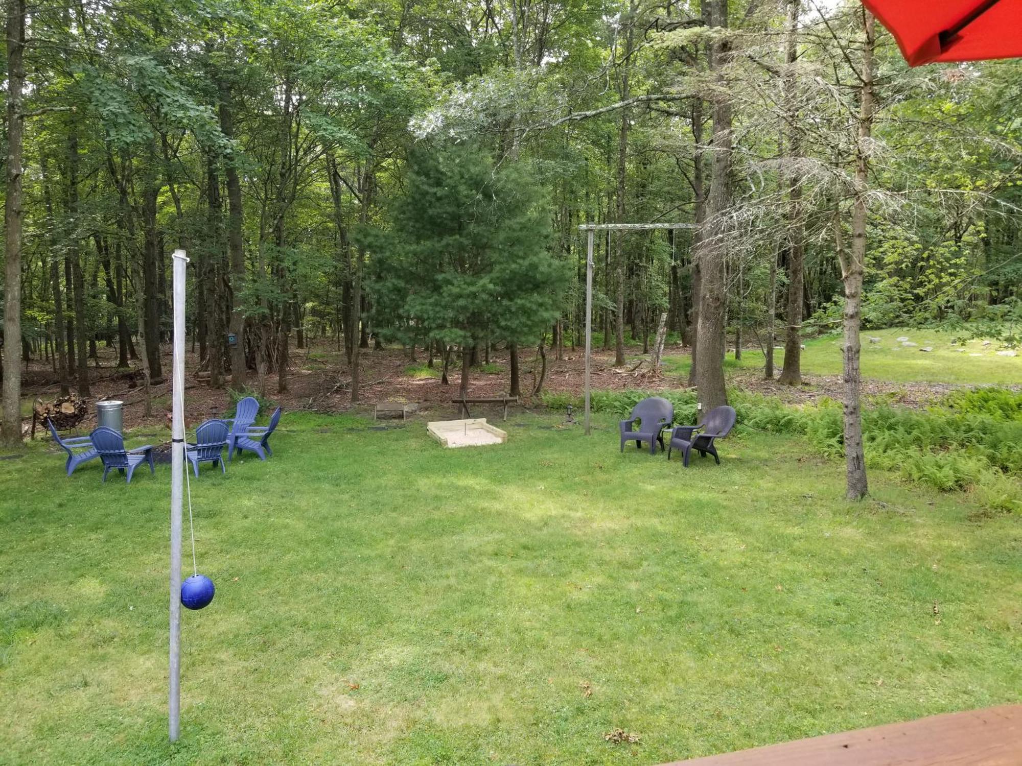 Serenity And Fun All In One In This Cozy Pocono Cabin จิมธอร์ป ภายนอก รูปภาพ