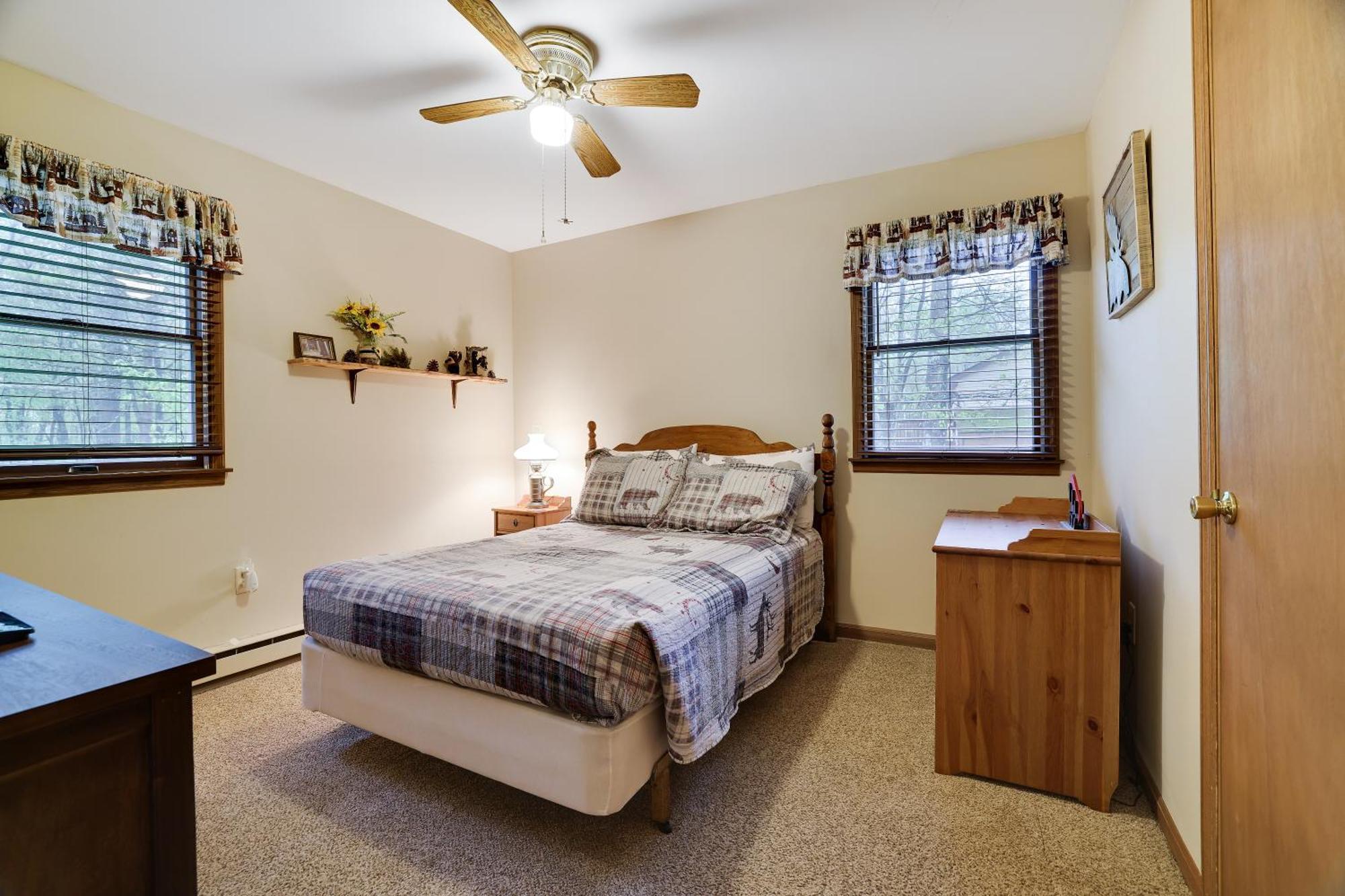 Serenity And Fun All In One In This Cozy Pocono Cabin จิมธอร์ป ภายนอก รูปภาพ